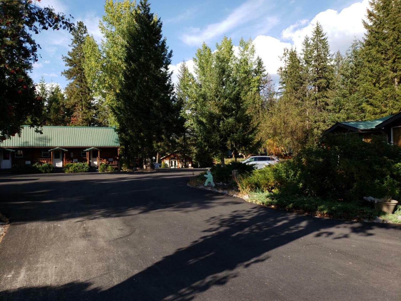 Riverfront Motel & Cabins Thompson Falls Экстерьер фото
